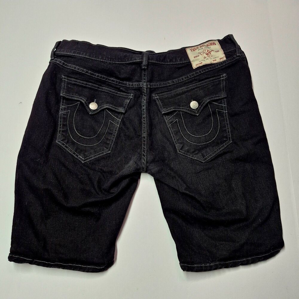 True Religion Ricky Jorts Size 38 Dark Wash Flap Pocket Horseshoe Y2K Streetwear